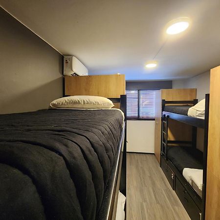 Chill Inn Hostel Мендоса Екстериор снимка