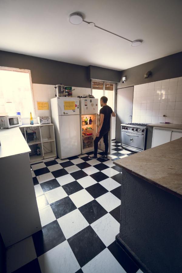 Chill Inn Hostel Мендоса Екстериор снимка