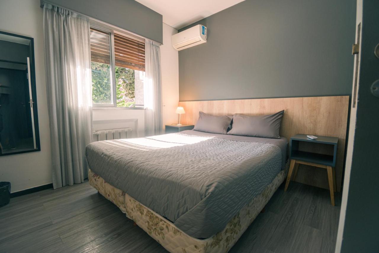 Chill Inn Hostel Мендоса Екстериор снимка