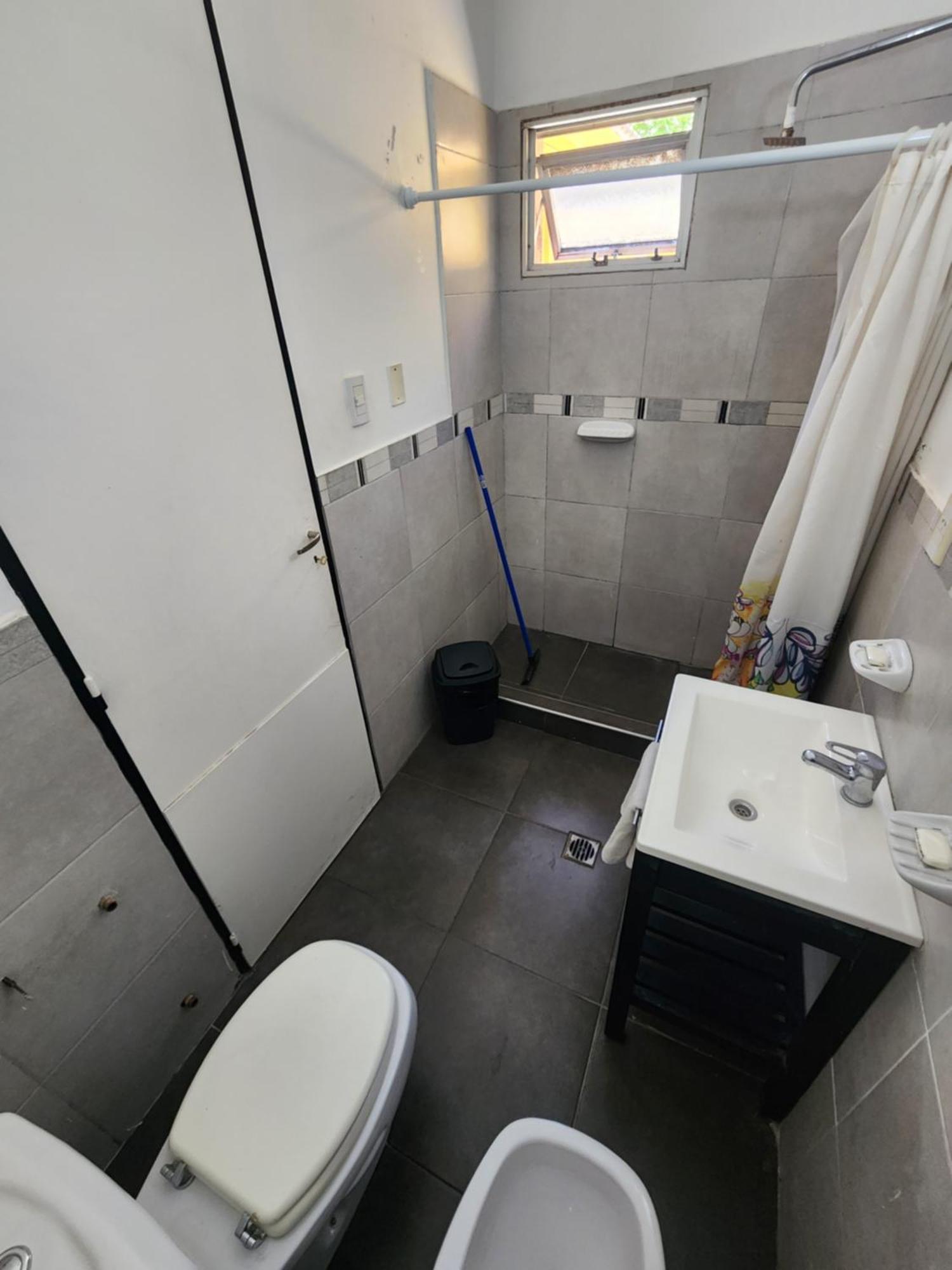 Chill Inn Hostel Мендоса Екстериор снимка